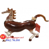 Rượu hình con ngựa phong thủy chính hãng của Nga Rượu hình con ngựa phong thủy chính hãng của Nga