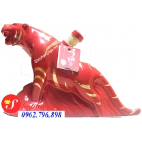 Rượu Hình Con Hổ Sứ 500mL Màu Đỏ Nhật Bản Giá Tốt Rượu Hình Con Hổ Sứ 500mL Màu Đỏ Nhật Bản Giá Tốt